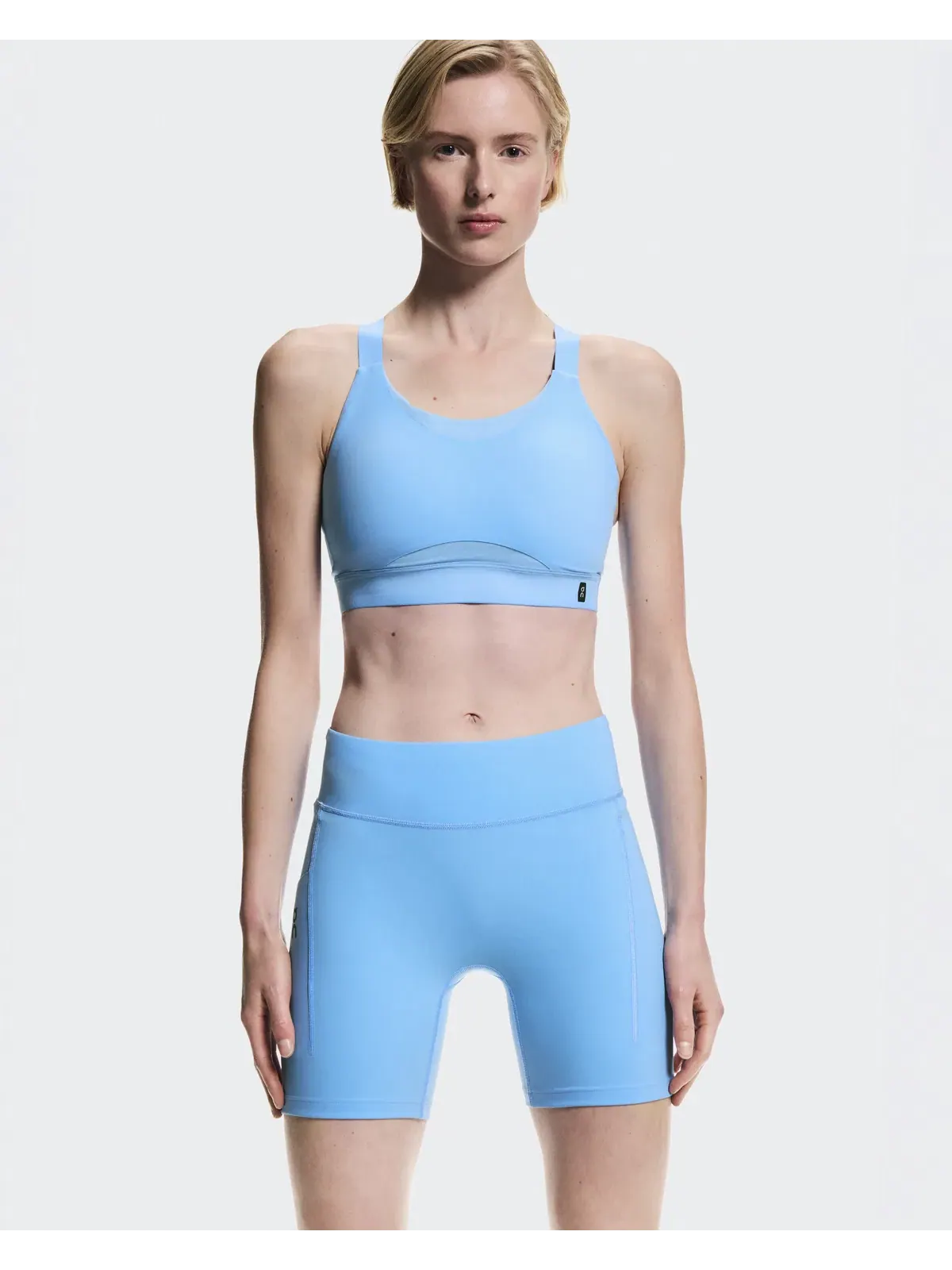 Женские беговые шорты-леггинсы с приталенным кроем On Performance Tights Short, Gourami — 4