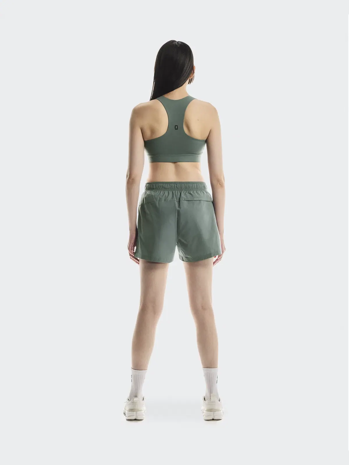 Женские беговые шорты с внутренними слипами On Core Shorts — 3
