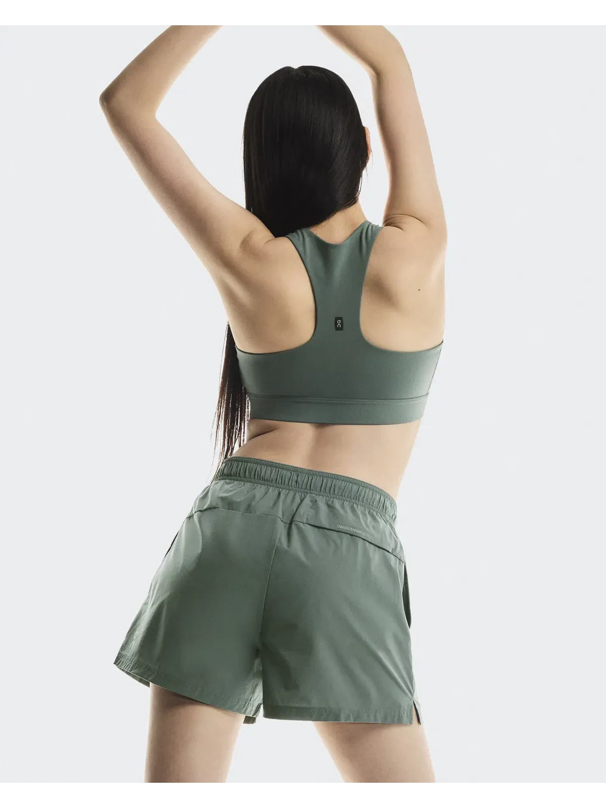 Женские беговые шорты с внутренними слипами On Core Shorts — 7