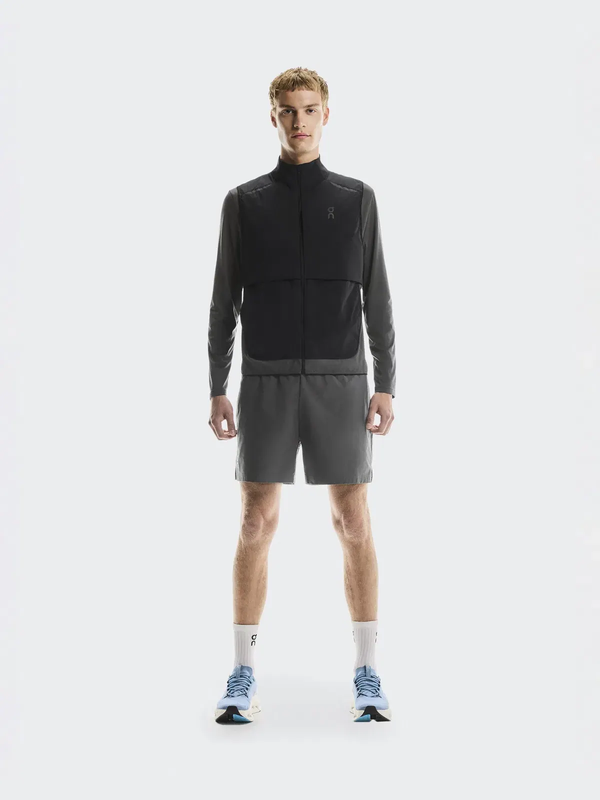Мужской жилет для бега утепленный On Weather Vest — 2