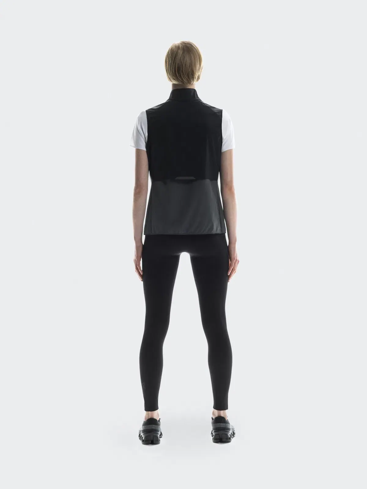 Женский жилет утепленный без рукавов Weather Vest On — 3
