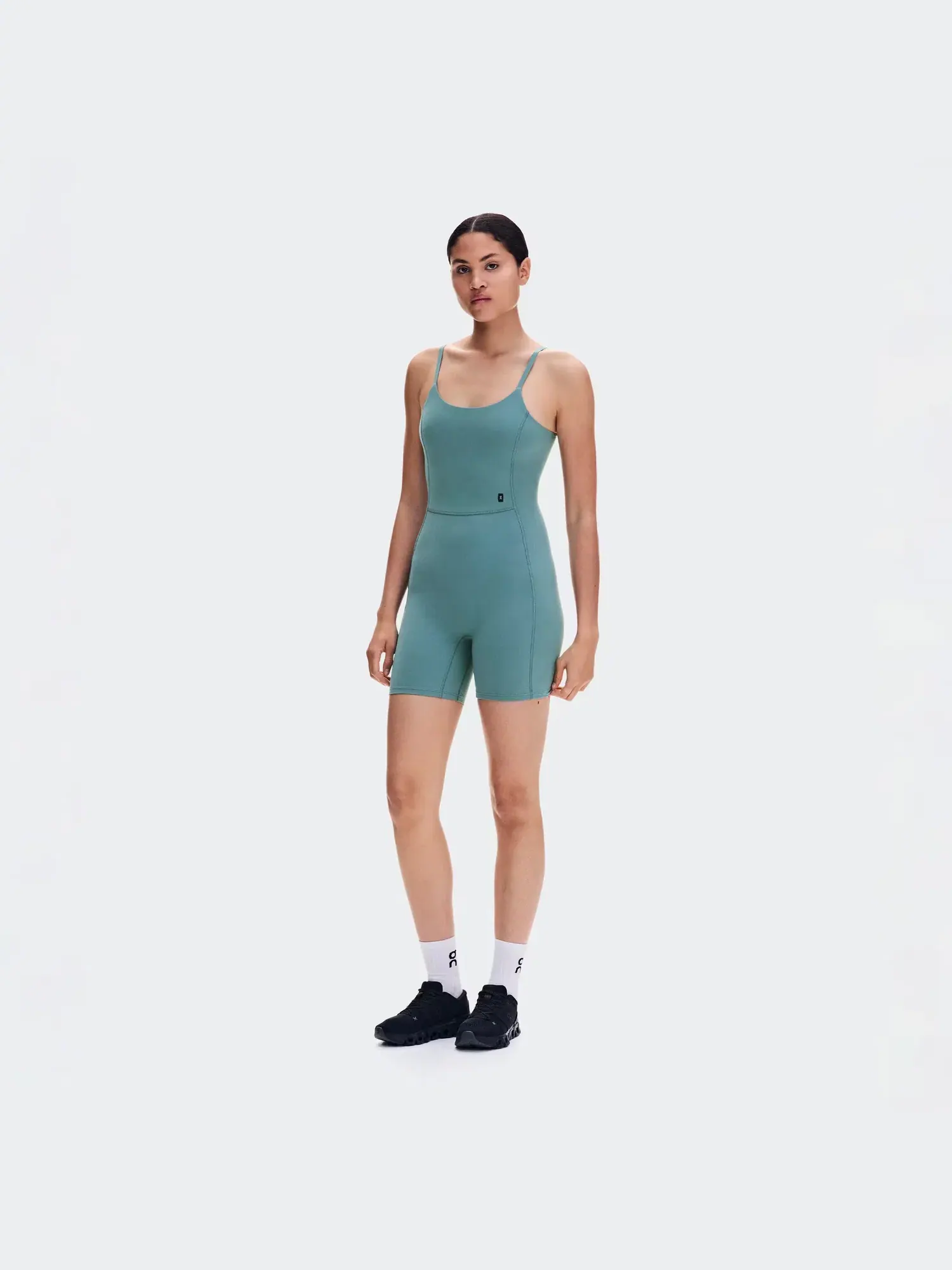 Женское боди для тренировок с регулируемыми бретелями Studio Bodysuit On — 10