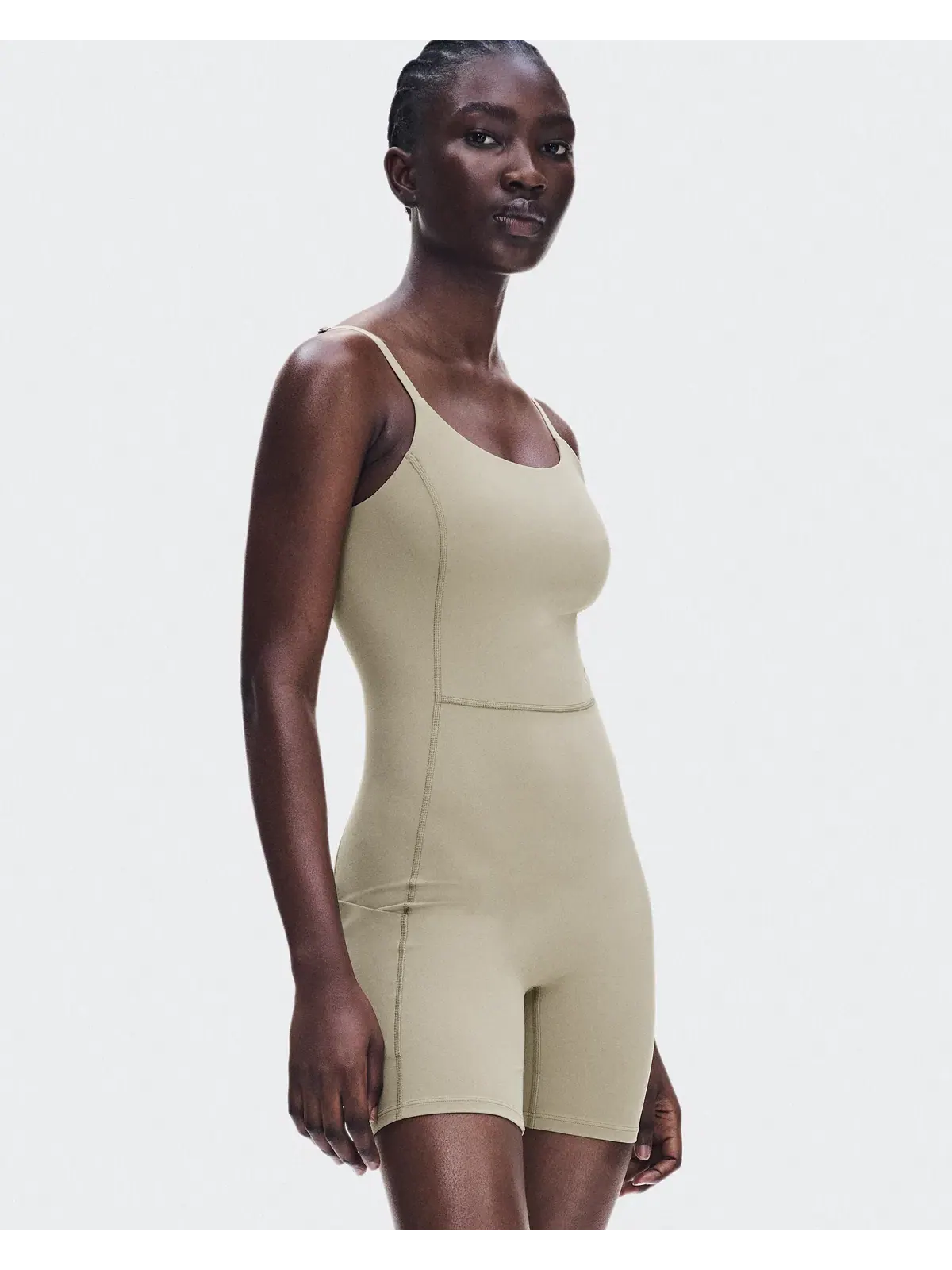 Женское боди-комбинезон для тренировок с регулируемыми бретелями Studio Bodysuit FKA On, Tonoko — 3
