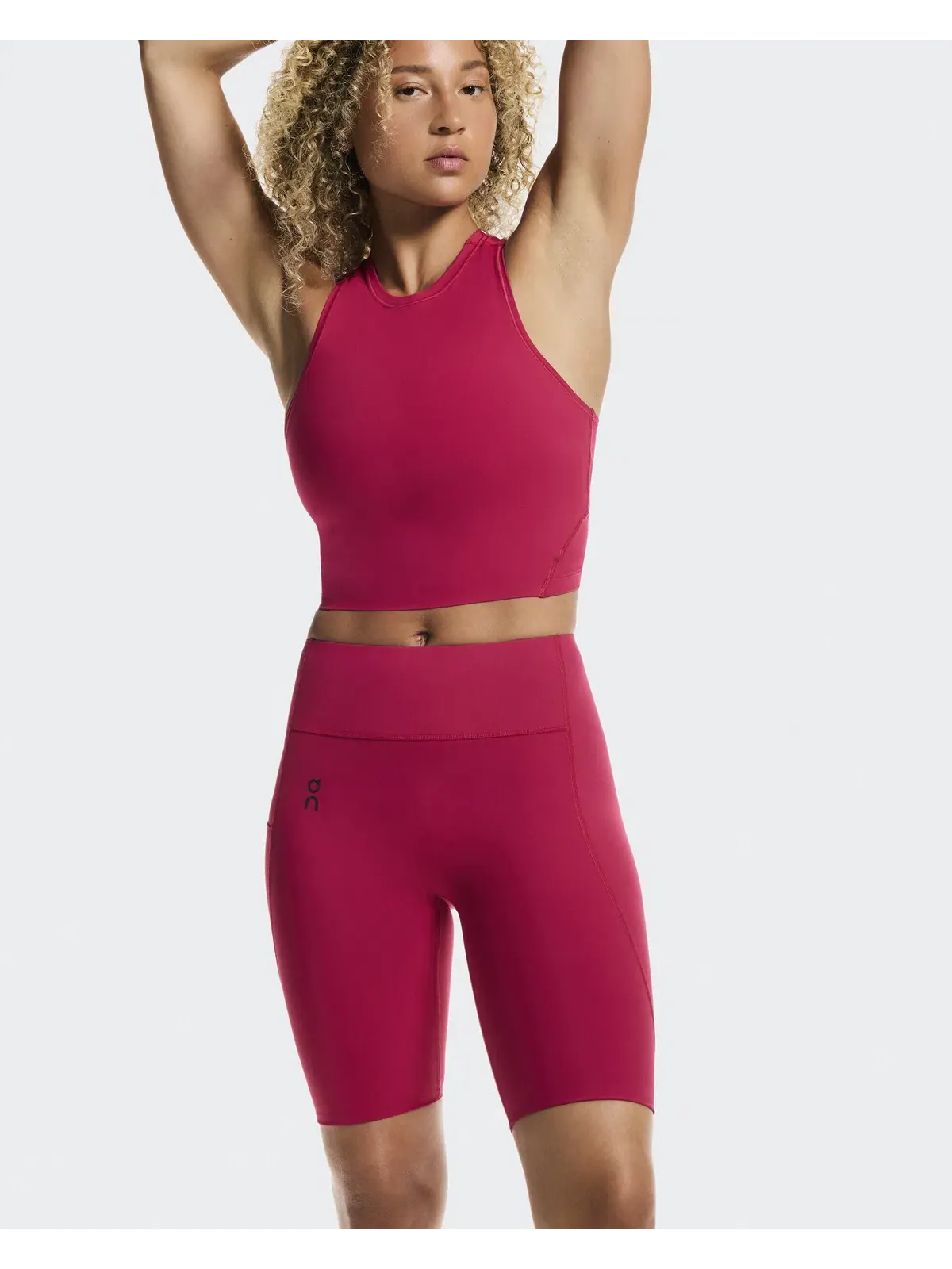 Женские шорты-леггинсы для тренировок с карманом для телефона Studio Tights Short On Grenadine — 7