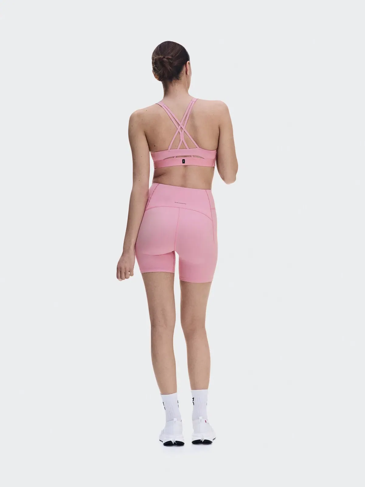 Женские леггинсы-шорты 15 см с высокой посадкой On Studio Leggings Short — 4