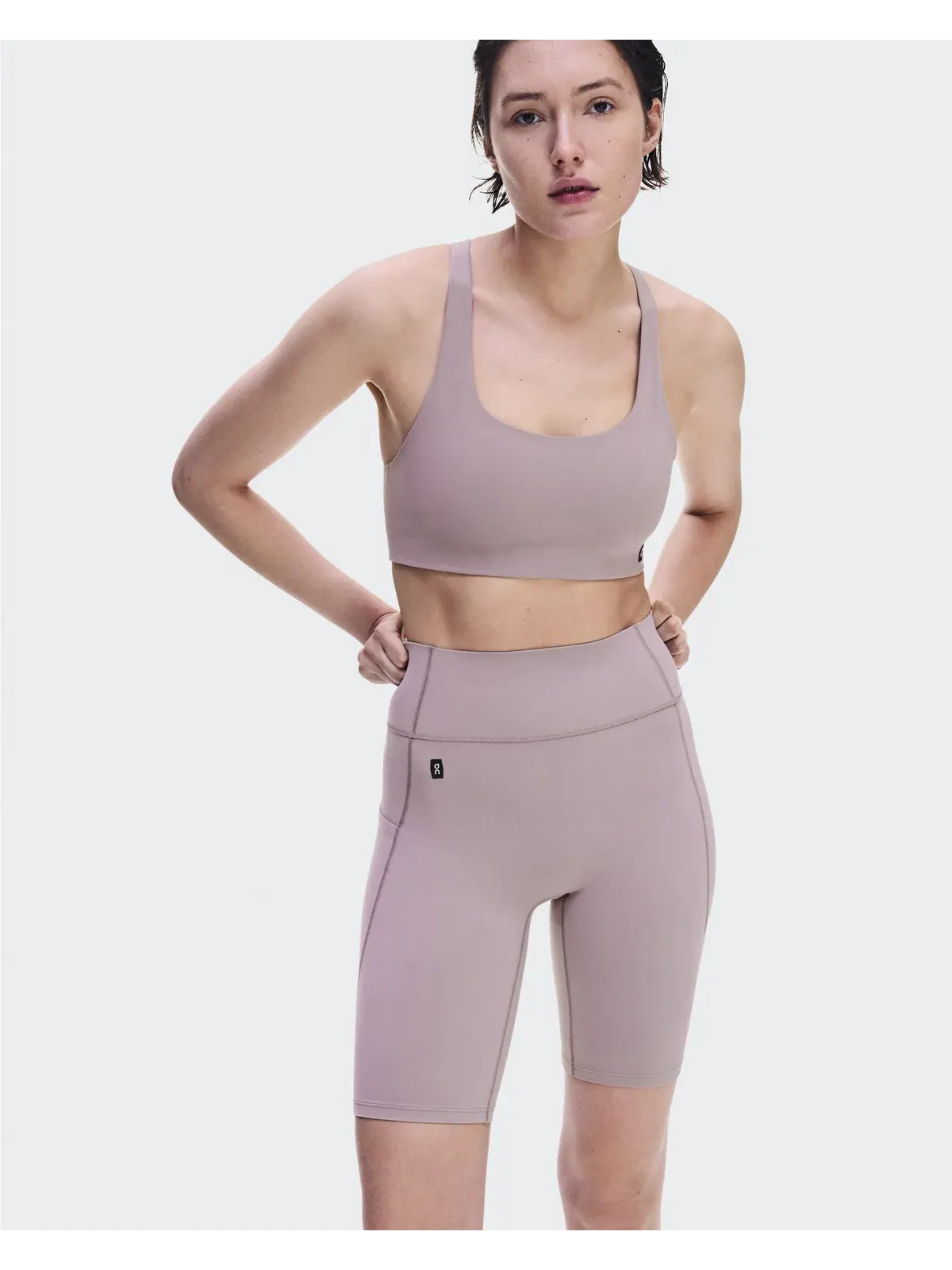 Женские шорты-леггинсы с высокой посадкой и карманом для телефона Studio Leggings Short On, Heron — 6