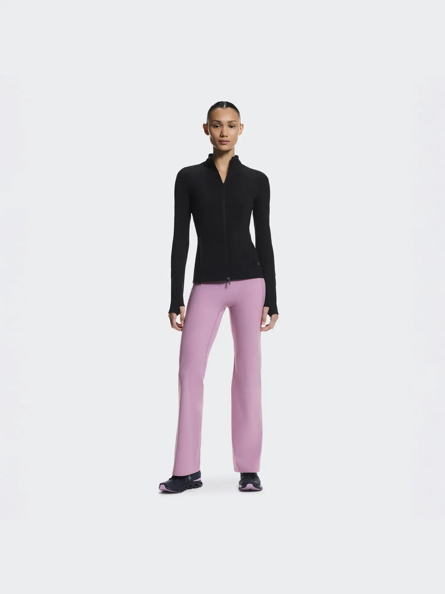 Женские леггинсы с расклешенными брюками и боковым карманом Studio Flared Leggings On, Sakura — 8