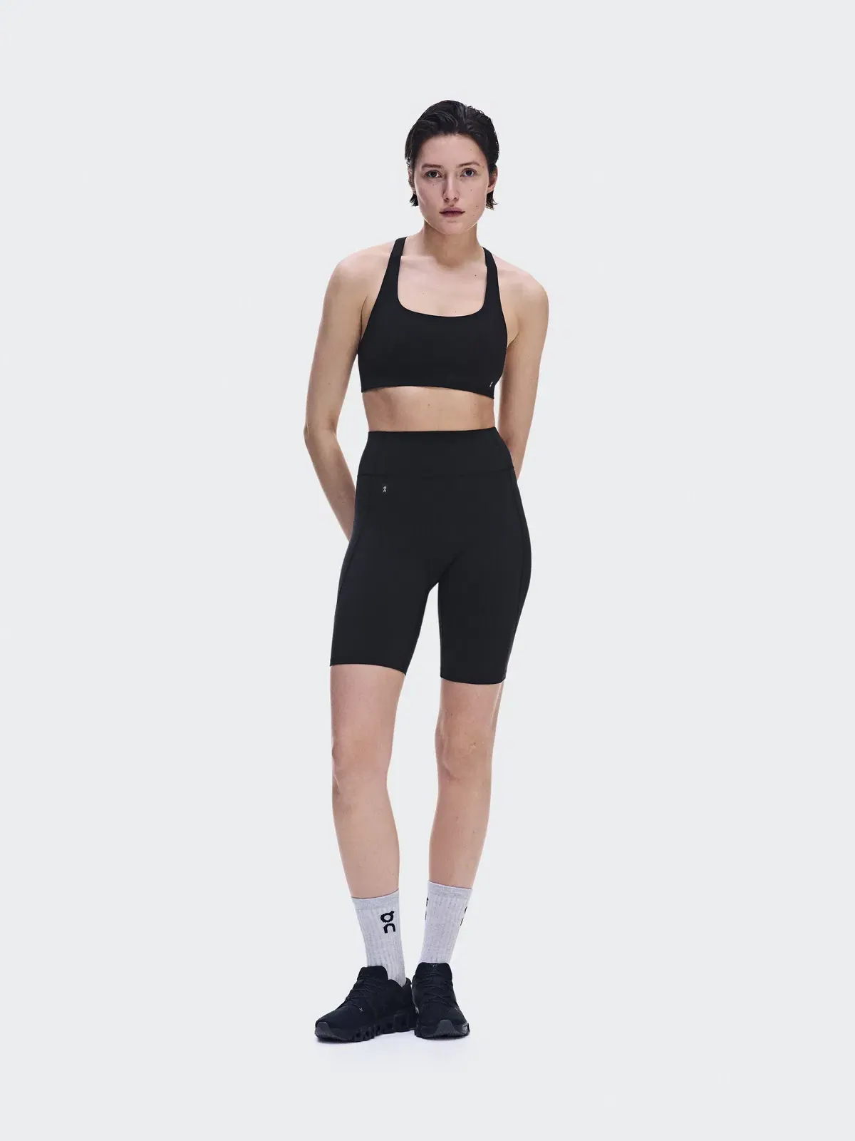 Женские шорты-леггинсы с высокой посадкой и карманом для телефона Studio Leggings Short On — 2