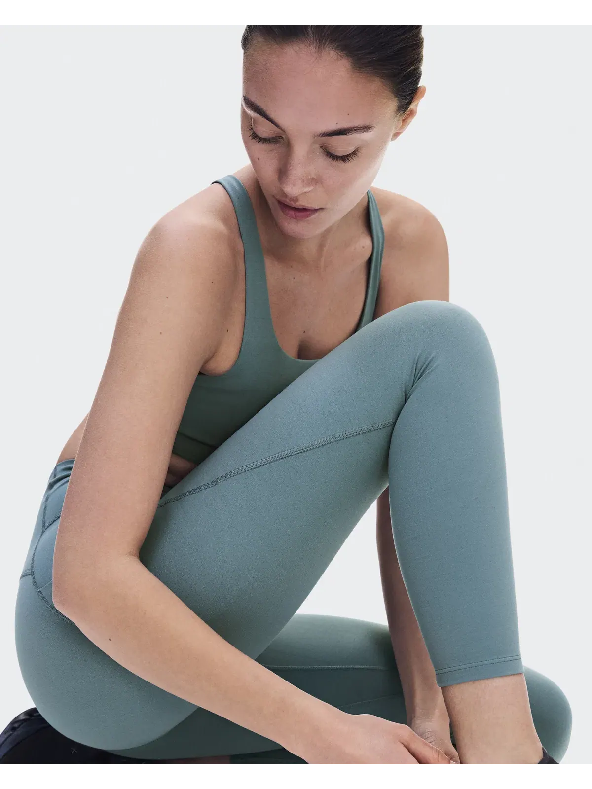 Женские леггинсы 7/8 с высокой посадкой Studio Leggings On Agave — 3