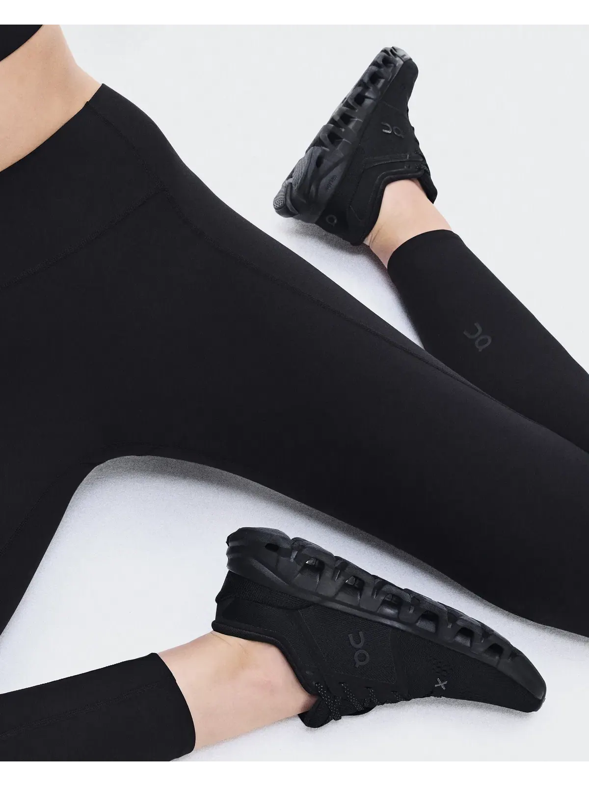 Женские леггинсы с высокой посадкой Studio Leggings On — 3