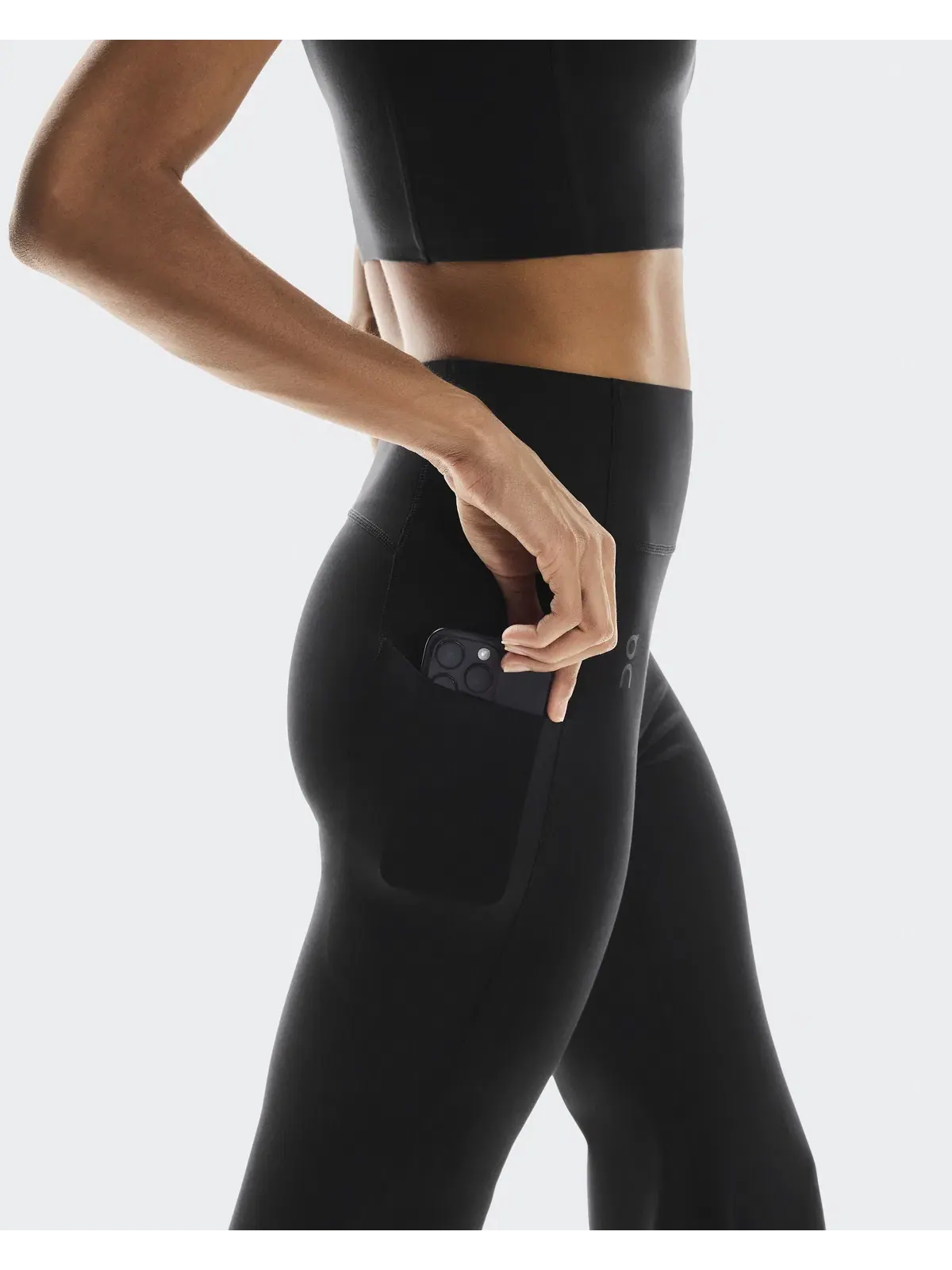 Женские леггинсы с расклешенными штанинами и боковым карманом Studio Leggings Flared On — 8