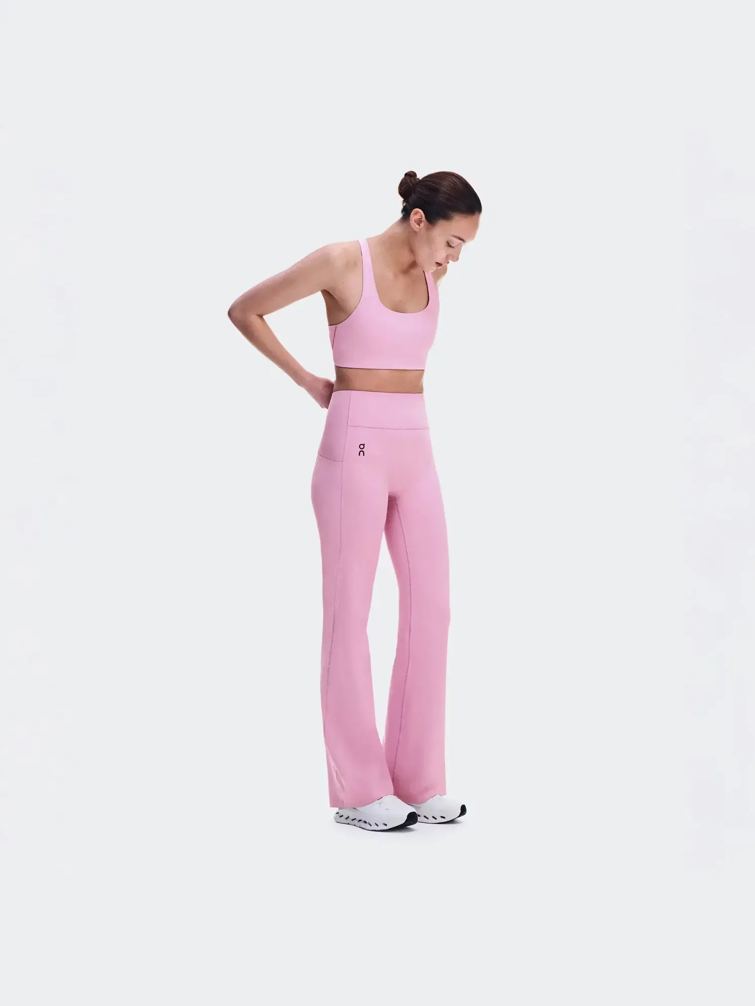 Женские леггинсы с расклешенными брюками и боковым карманом Studio Leggings Flared On, Sakura — 11