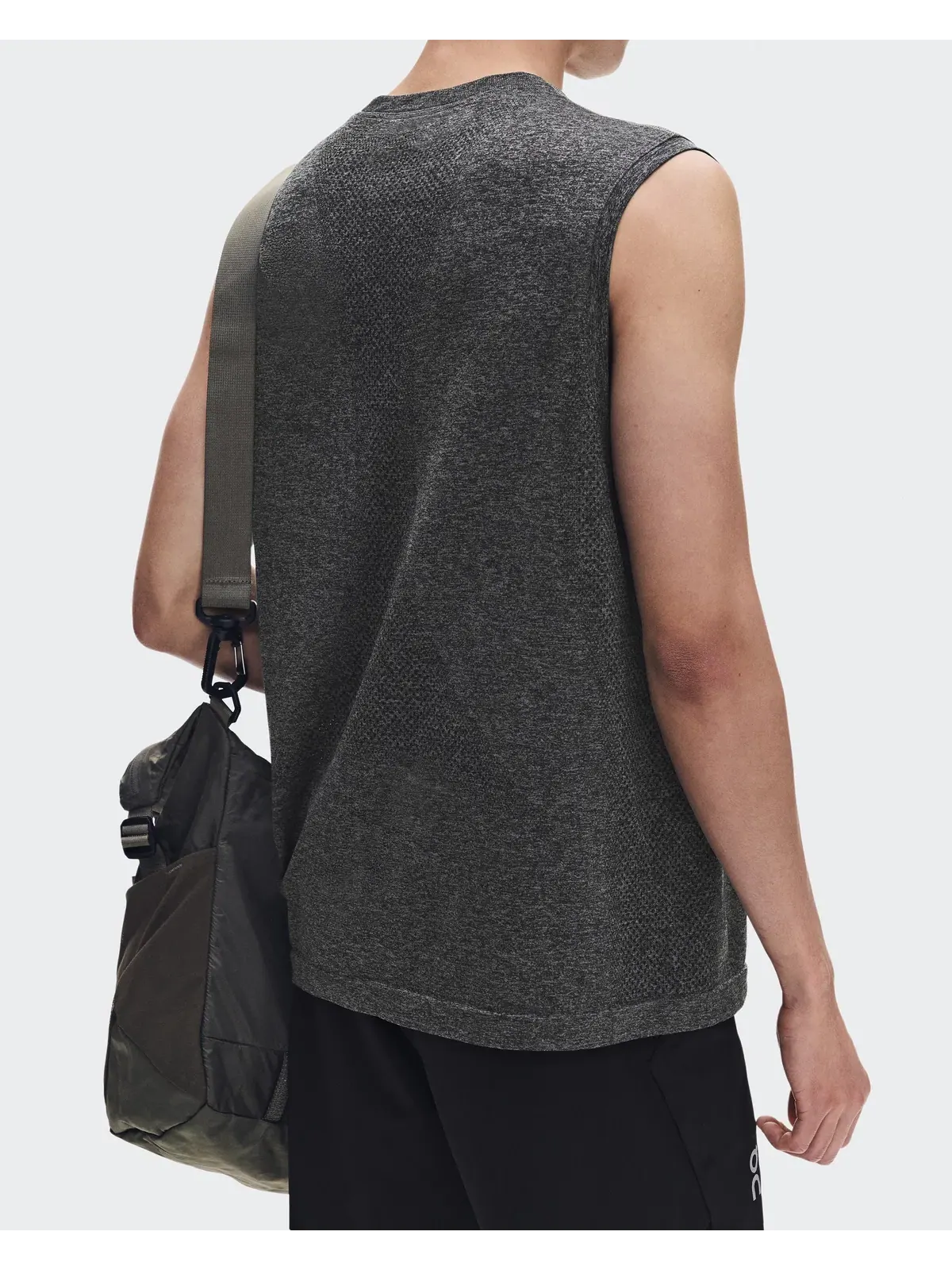Мужская майка для тренировок бесшовная с сетчатыми вставками Train Flex Tank On, Ember Heather — 9