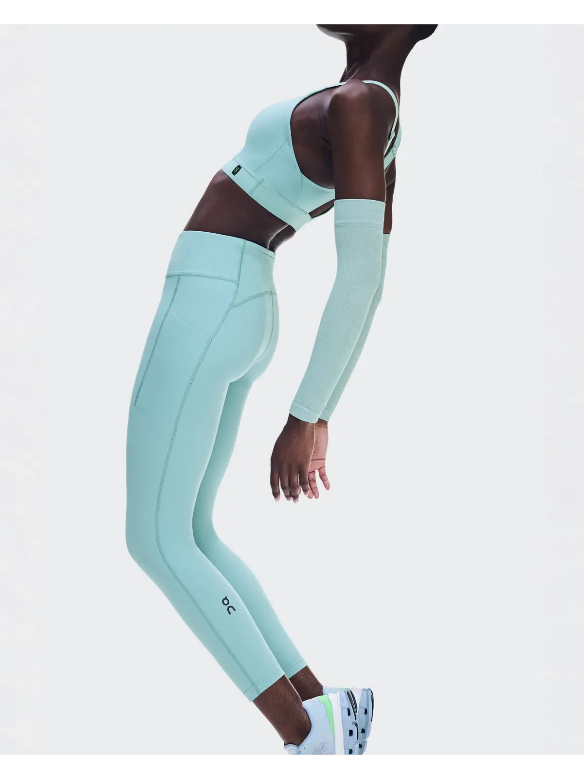 Женские леггинсы для бега 7/8 с приталенным кроем Performance Tights 7/8 On — 3