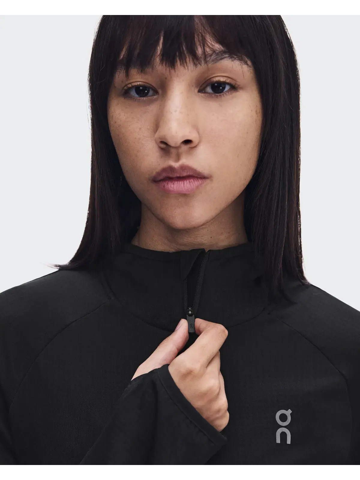 Женское худи с капюшоном утепленное Climate Zip Hoodie On — 5