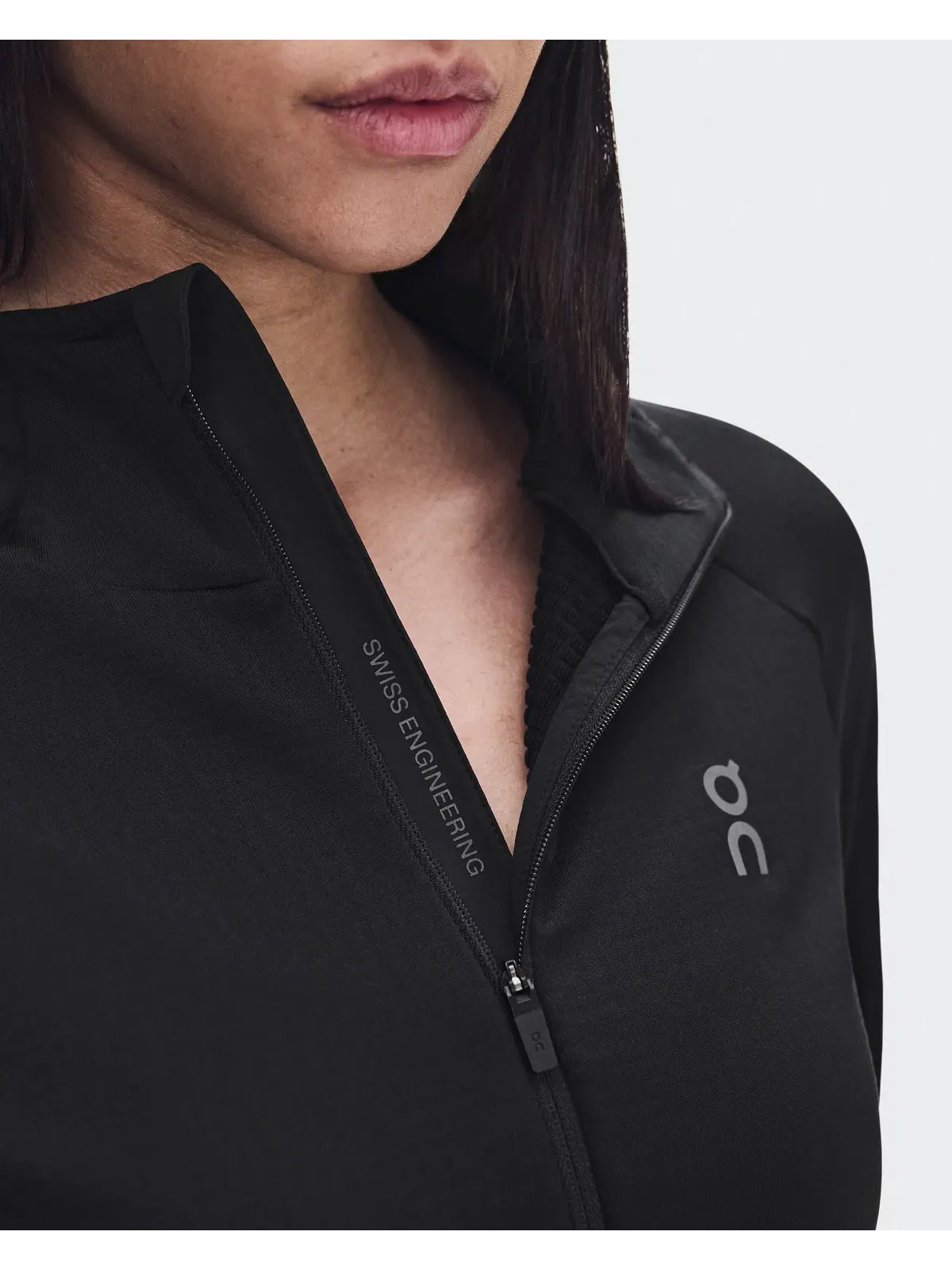 Женское худи с капюшоном утепленное Climate Zip Hoodie On — 7