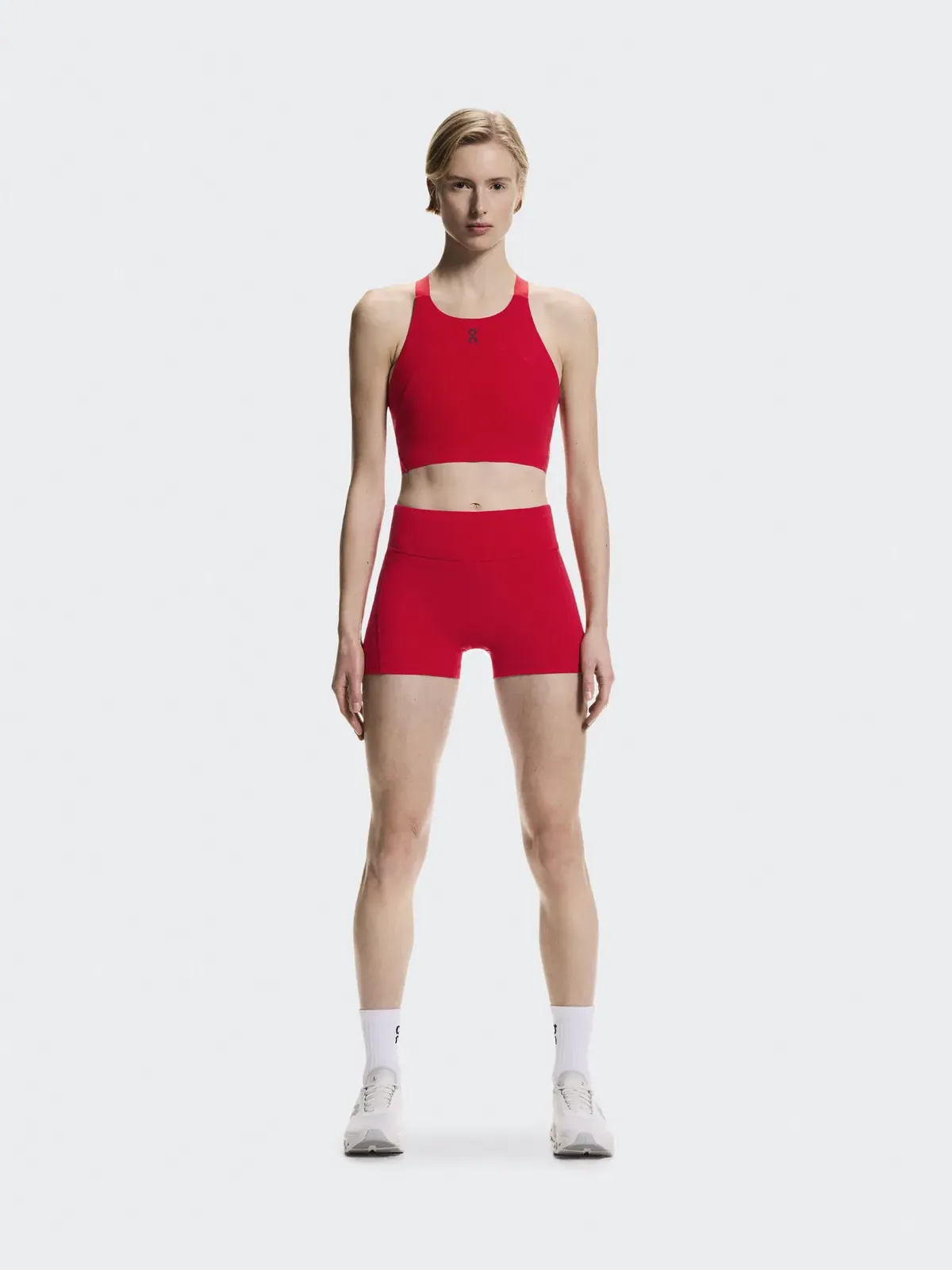 Женский топ для бега с легкой поддержкой Performance Crop On, Robin — 2