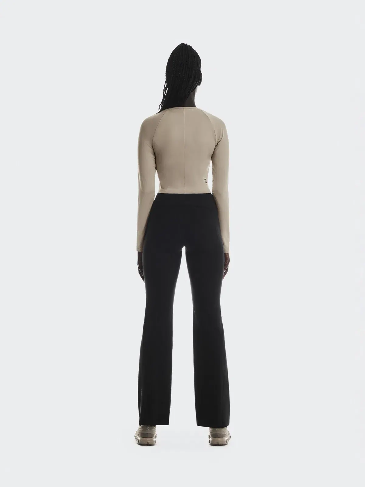 Женский кроп-топ с длинным рукавом Studio Long-T Crop On — 3