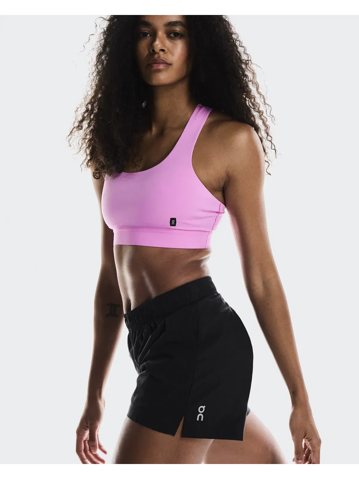Женский спортивный бюстгальтер с легкой поддержкой Core Bra On — 4