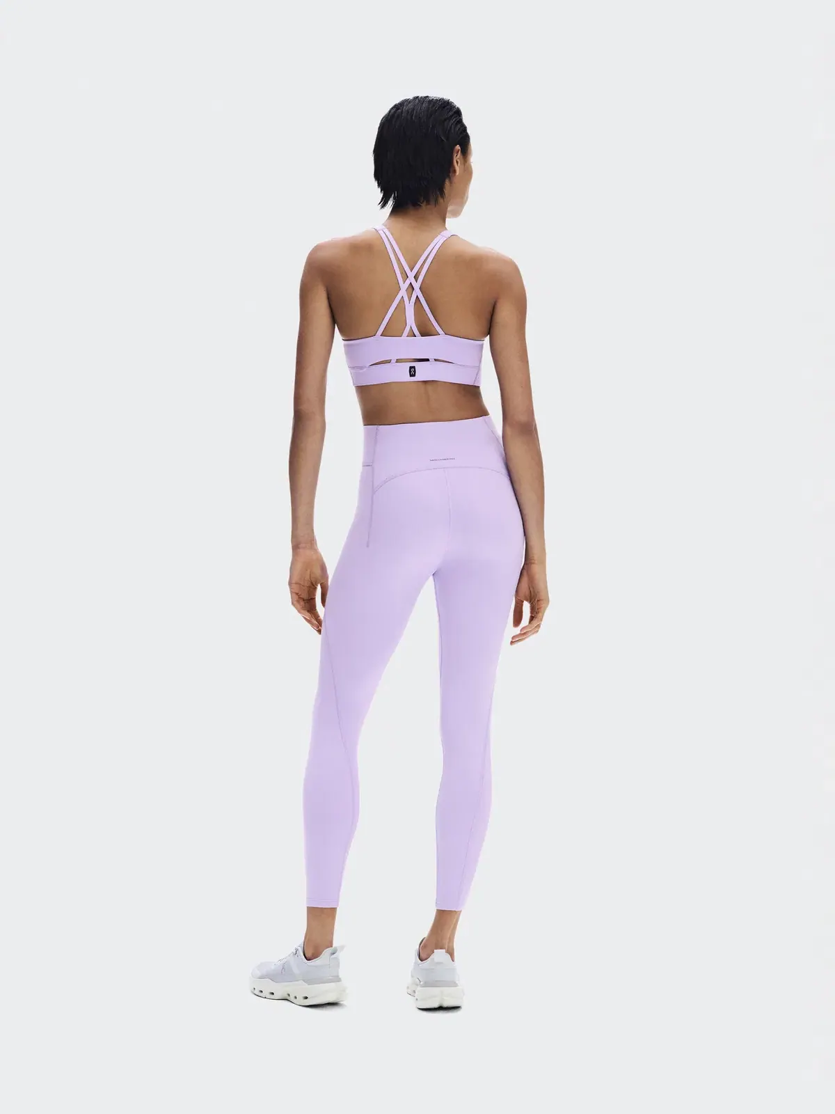 Женский спортивный бюстгальтер с открытой спинкой Studio Bra On, Bloom — 4