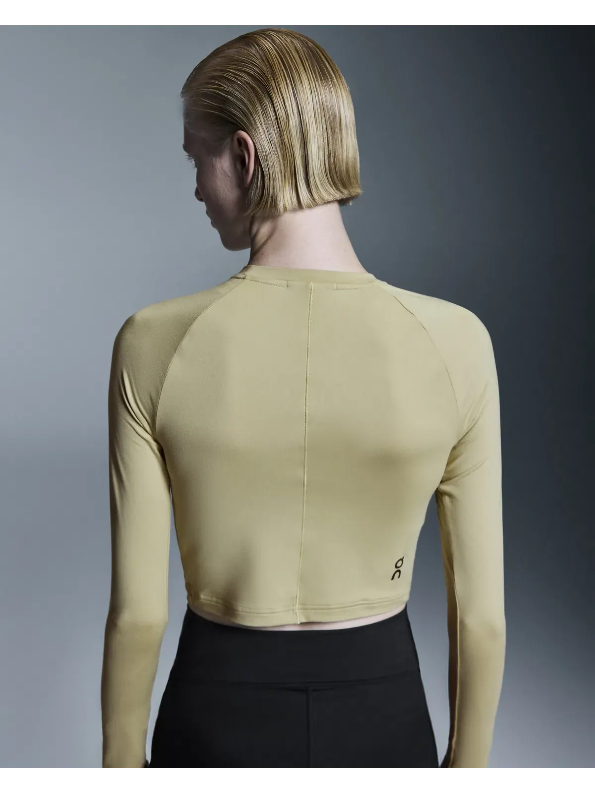 Женский кроп-топ с длинным рукавом Studio Long-T Crop On — 5