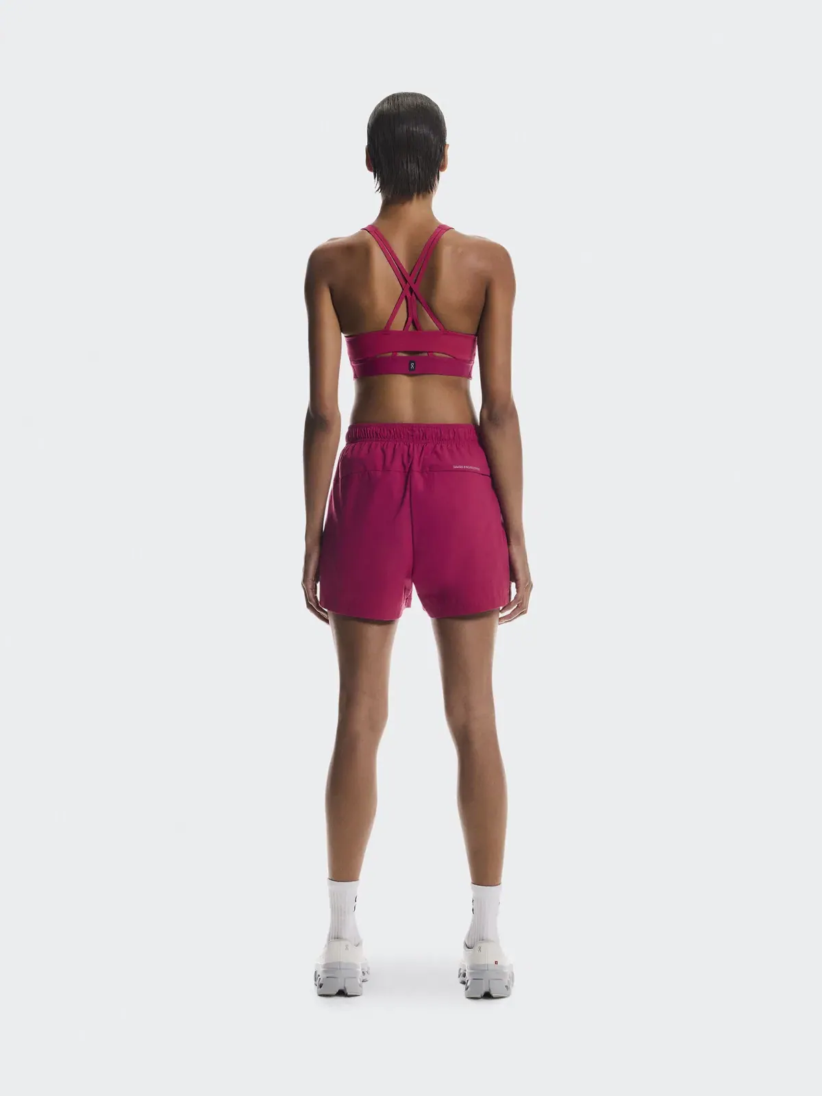 Женский спортивный бюстгальтер с открытой спинкой Studio Bra On Grenadine — 3