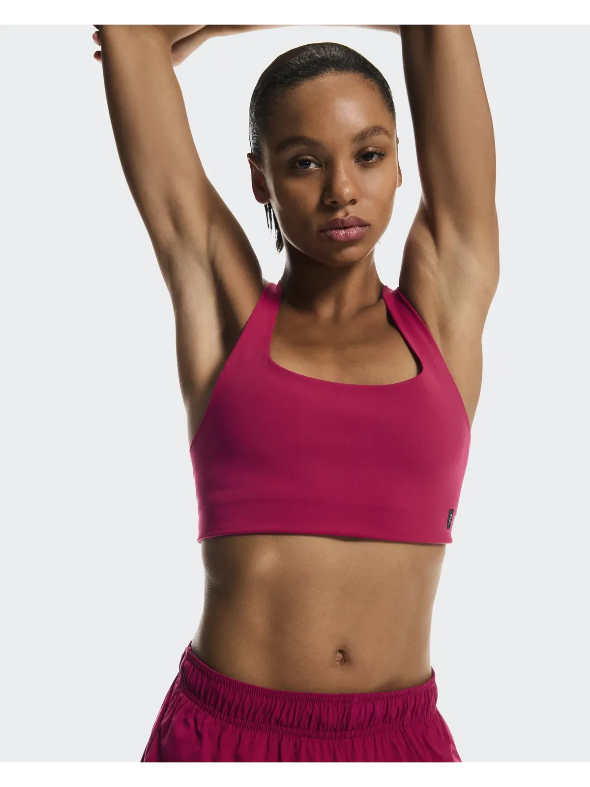 Женский спортивный бюстгальтер с открытой спинкой Studio Bra On Grenadine — 4