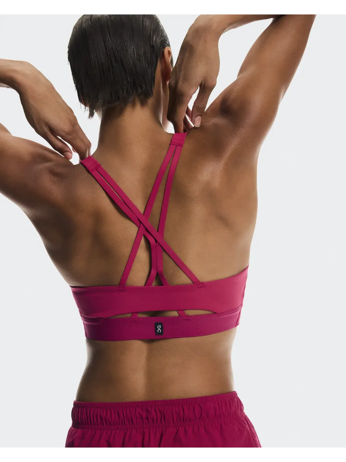 Женский спортивный бюстгальтер с открытой спинкой Studio Bra On Grenadine — 6
