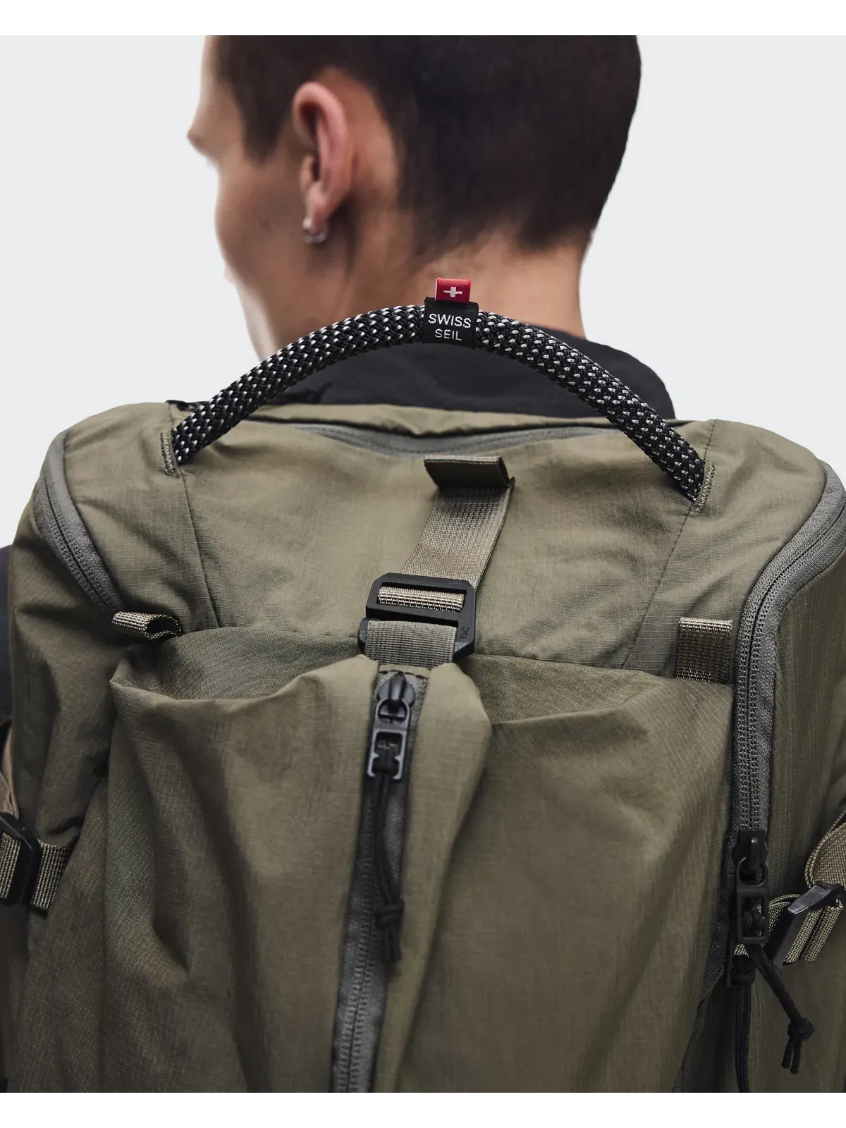 Спортивный рюкзак 30 л с отделением для ноутбука Speed Pack 30L On — изображение 9 из 11, оливковый/черный