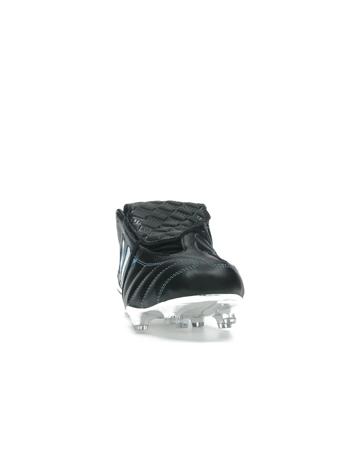 Мужские бутсы с длинным рукавом Adidas Predator Mania FG — изображение 2 из 4