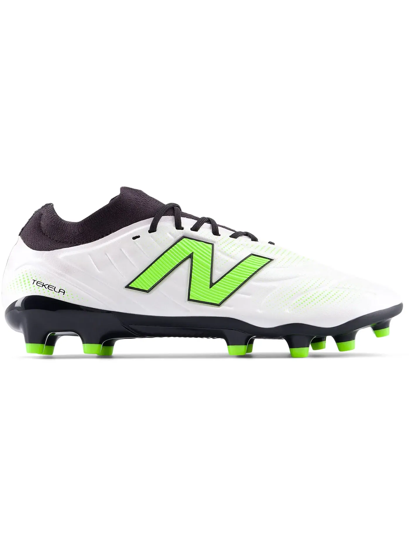 Женские бутсы с длинным шнурованием Tekela Pro Low Laced MG v5 New Balance — изображение 1 из 1, белый/черный/зеленый