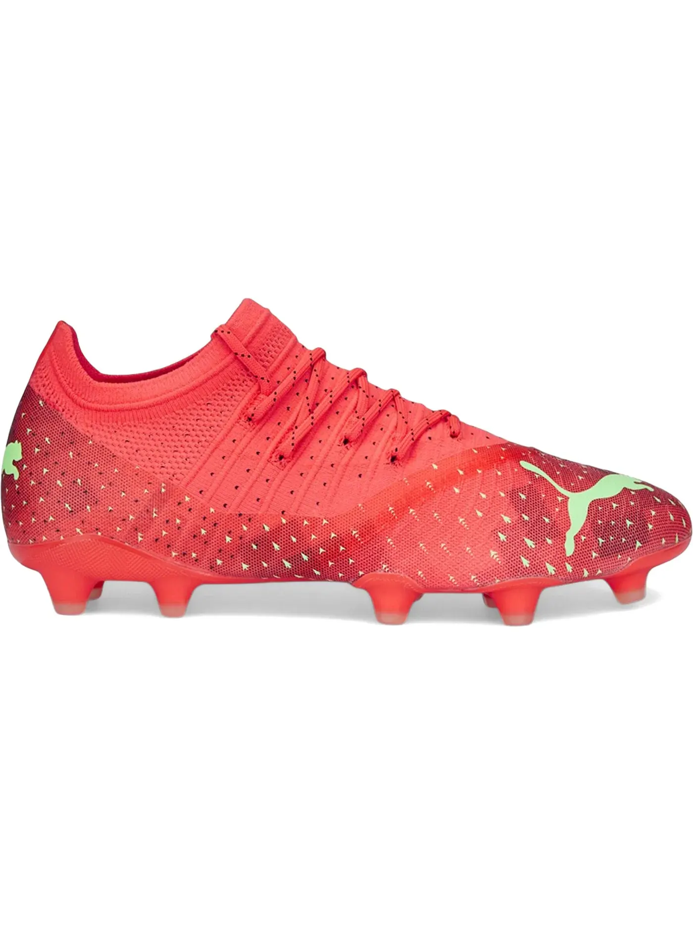 Мужские бутсы с технологией FG/AG Puma Future 2.4 Fearless Pack — изображение 1 из 1, светлый/черный