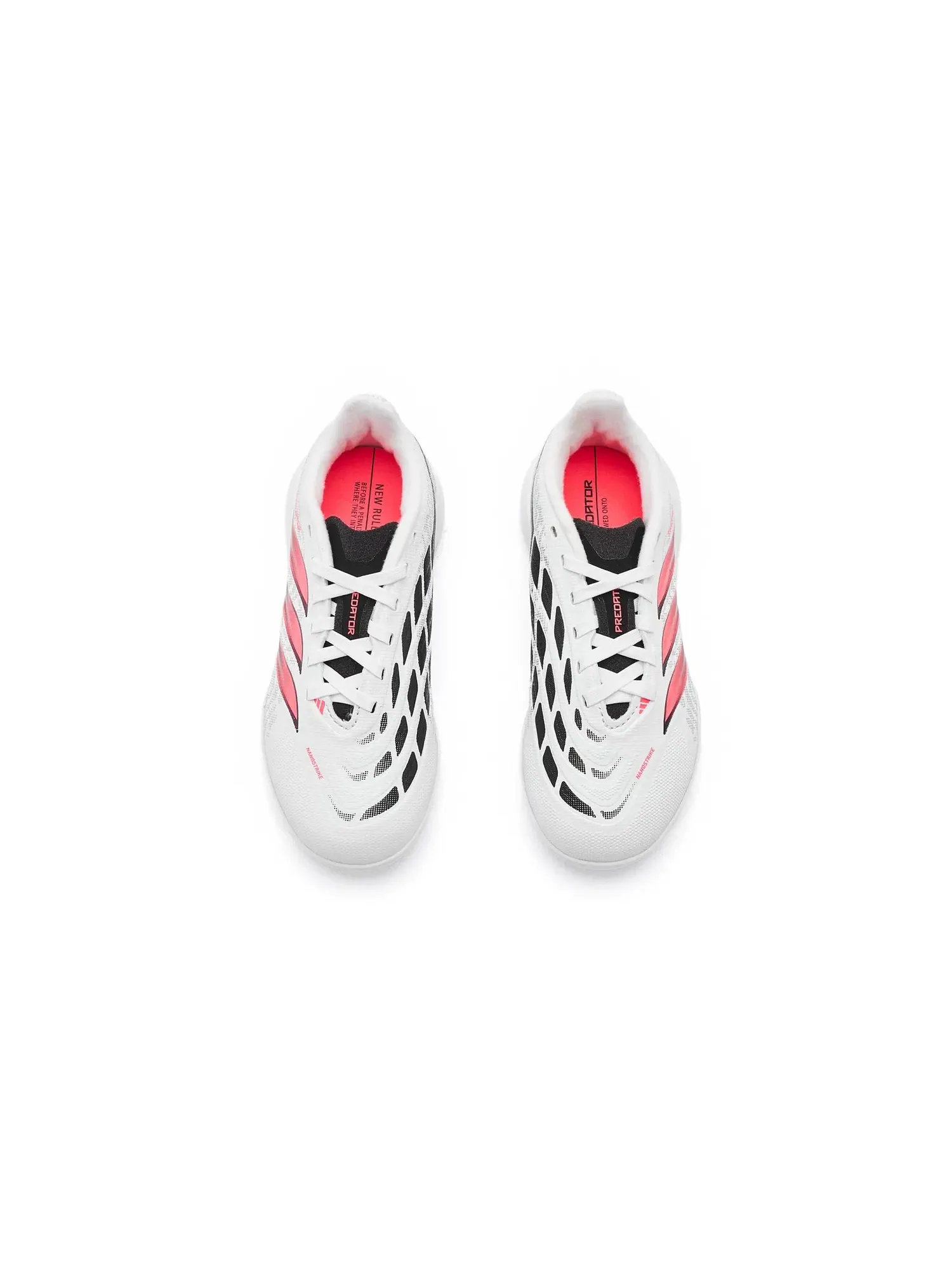 Бутсы Predator League Turf (для маленьких и больших детей) Adidas Kids — изображение 2 из 4, белый//черный