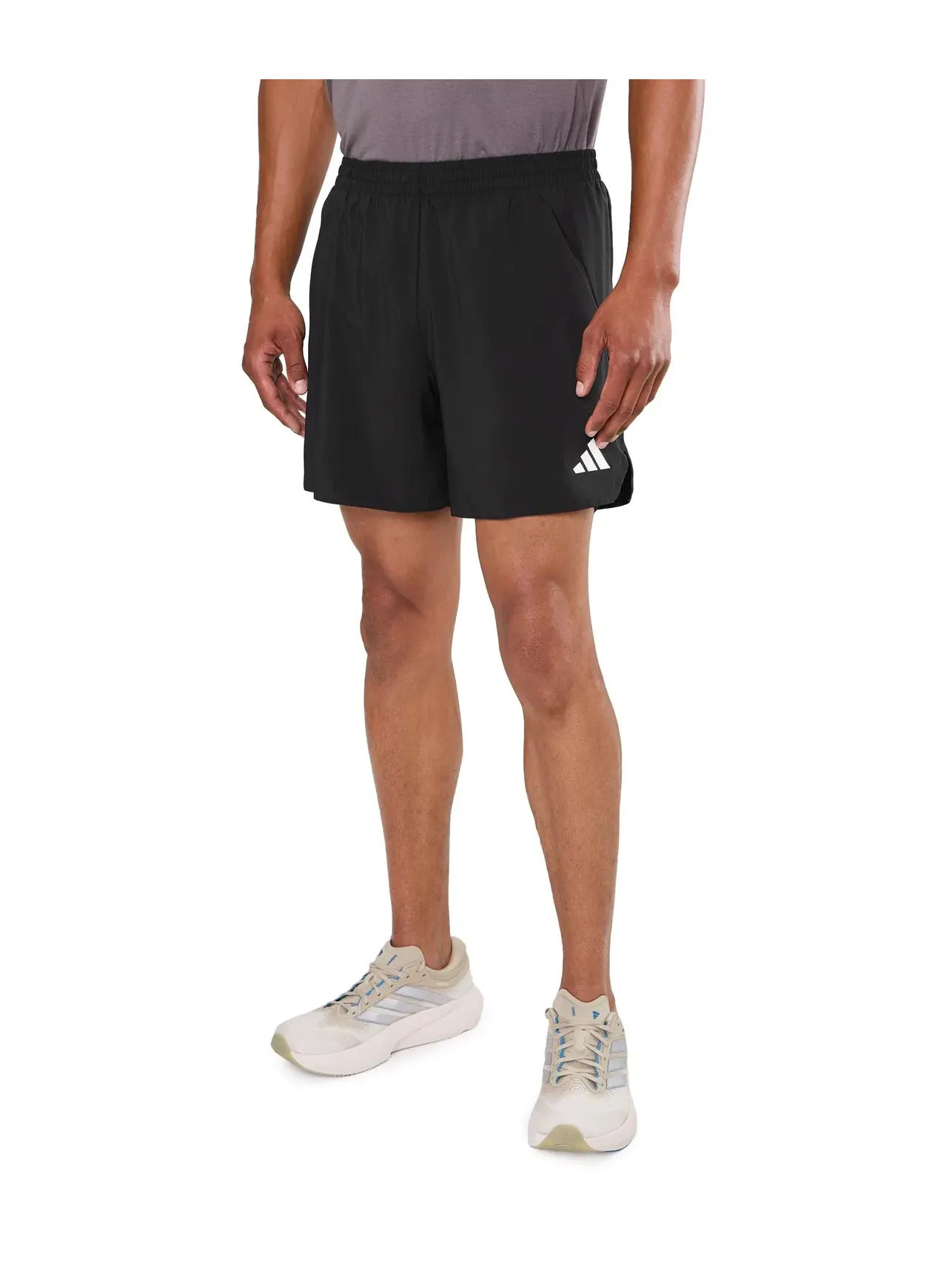 Беговые шорты Adi365 Iconic Formotion с 5 карманами, модель 2-в-1. Adidas — 1