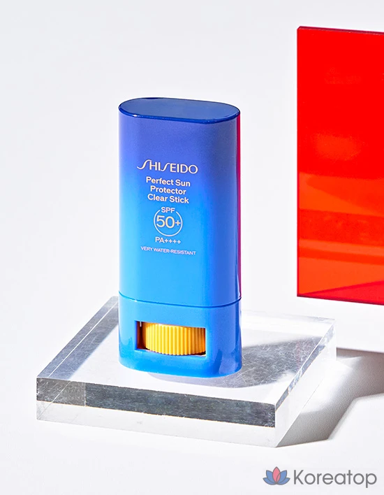 Солнцезащитный стик Shiseido Sun Stick Clear Suncare Stick SPF 50+