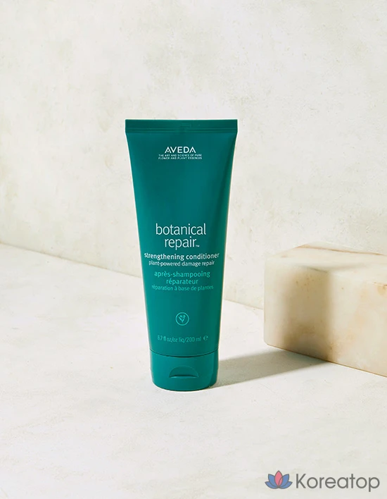 Кондиционер Aveda Botanical Repair Strengthening, 200 мл