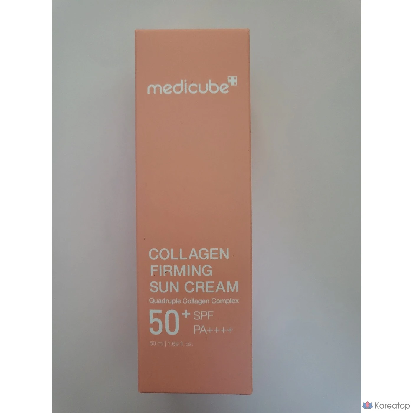 Солнцезащитный крем Medicube Deep Collagen Firming Sun Cream, 50 мл, 1 шт.