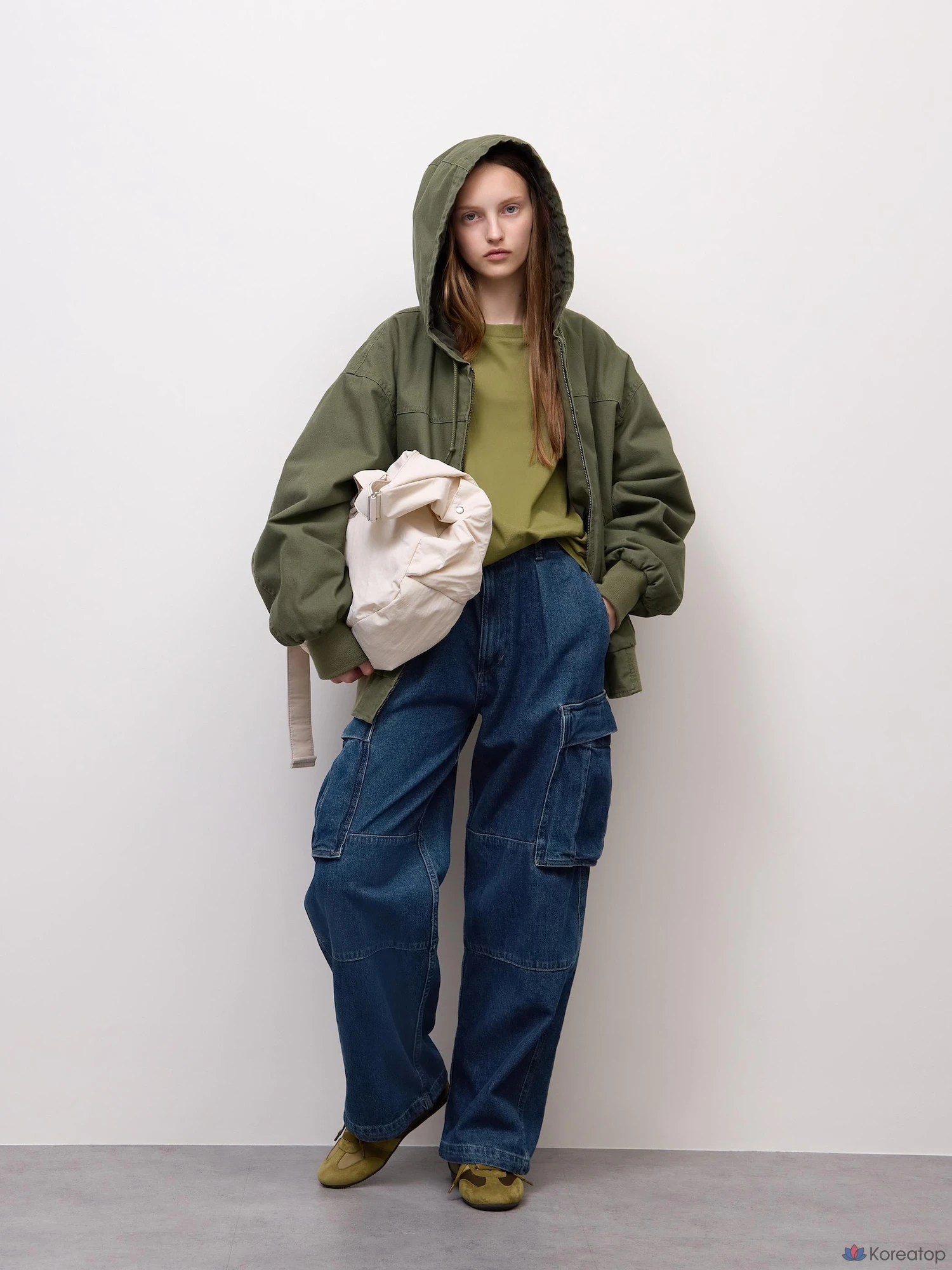 Джинсы-карго широкие Uniqlo Denim Wide Cargo Pants, фото 2