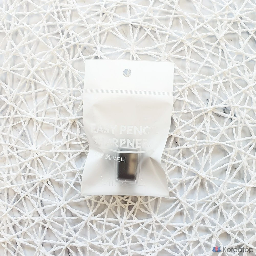 Косметическая точилка Missha Easy Pencil Sharpener, черный, 1 шт.