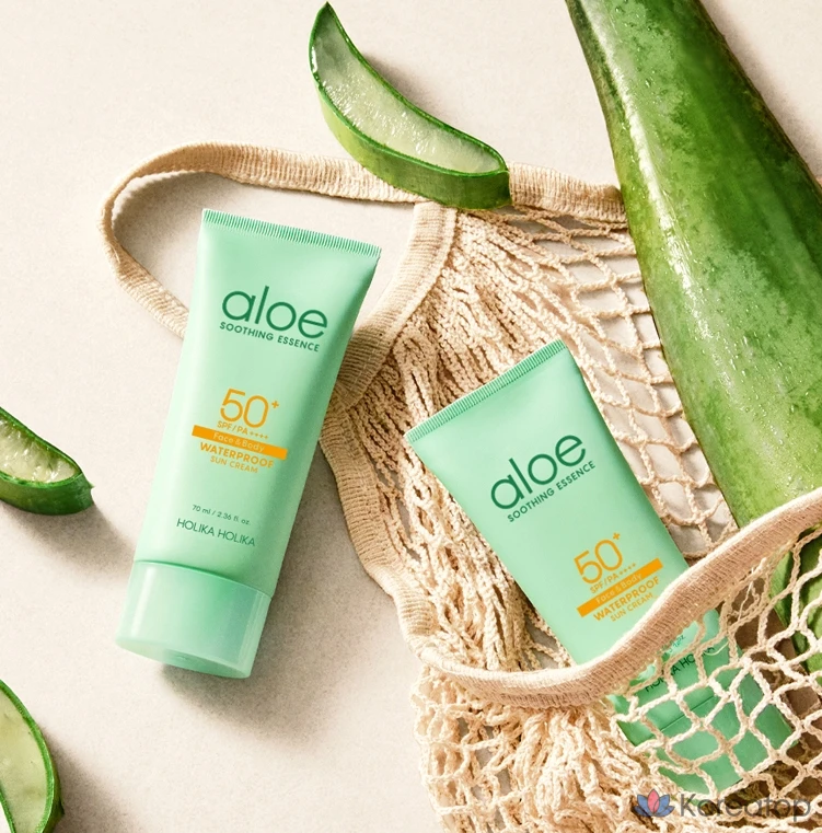 Солнцезащитный крем Holika Holika Aloe Waterproof Sun Cream SPF50+ PA++++, 70 мл, 1 шт.
