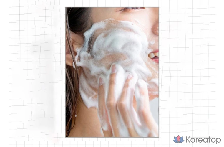 Гель для душа и шампунь ILLIYOON Ceramide Ato Bubble Wash & Shampoo, без отдушки, 400 мл, 1 шт.
