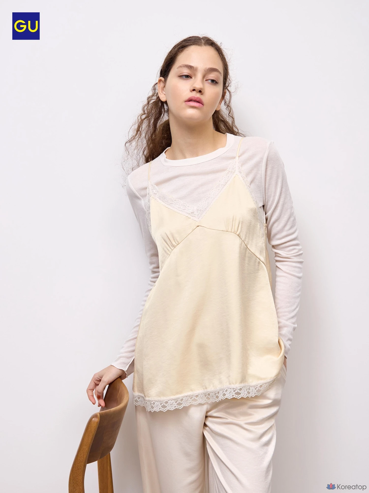 Топ-камисоль Uniqlo Satin Camisole