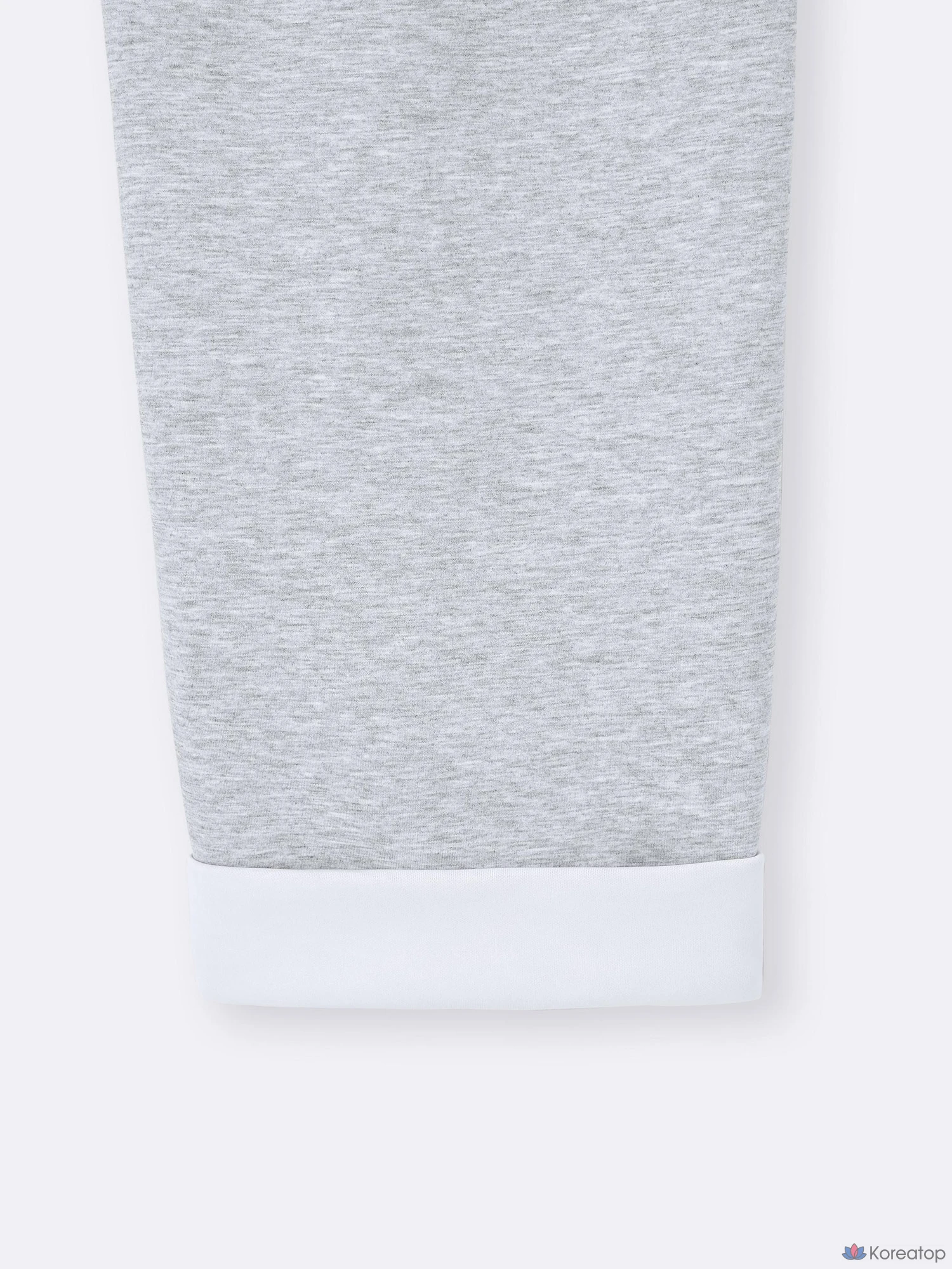 Брюки Uniqlo Puff Sweat Carrot Pants