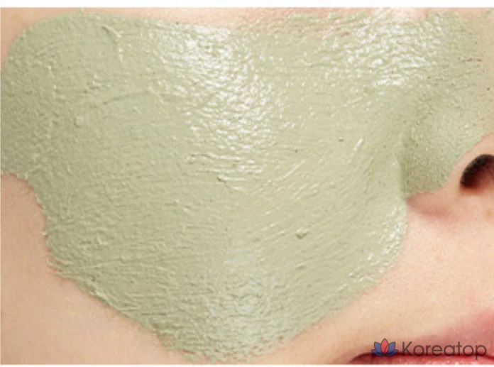 Очищающая пенка Missha Mugwort Pack Foam Cleanser, 150 мл, 1 шт.