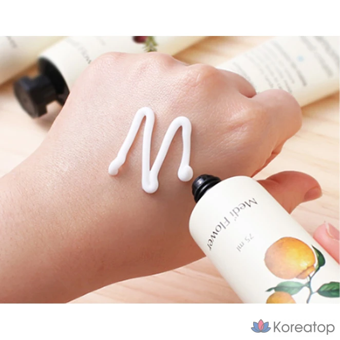 Набор для ухода MediFlower Bonita Garden 6-piece Hand Cream Set + Shopping Bag, 2 шт.