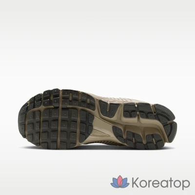 Кроссовки мужские Nike Zoom Vomero 5 SE SP, фото 2