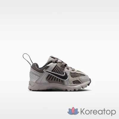 Кроссовки мужские Nike Zoom Vomero 5 SE SP, фото 3