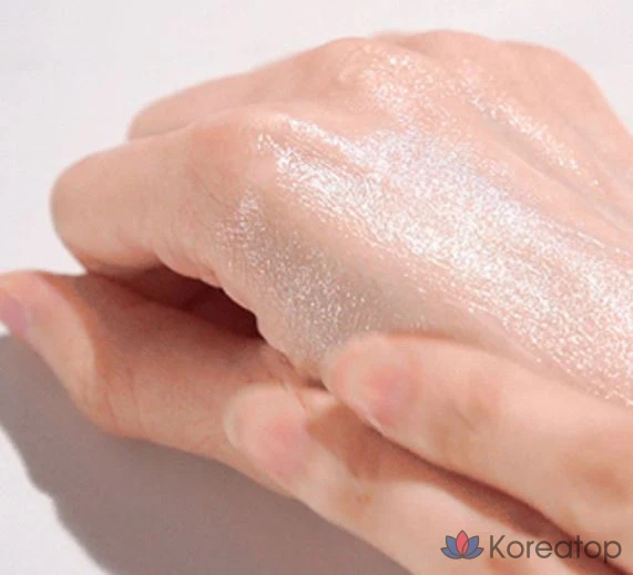 Солнцезащитный крем Holika Holika Aloe Waterproof Sun Cream SPF50+ PA++++, 70 мл, 1 шт.