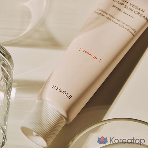 Солнцезащитный крем HYGGEE Fresh Vegan Tone Up Sun Cream SPF50+ PA++++, 50 мл, 1 шт.
