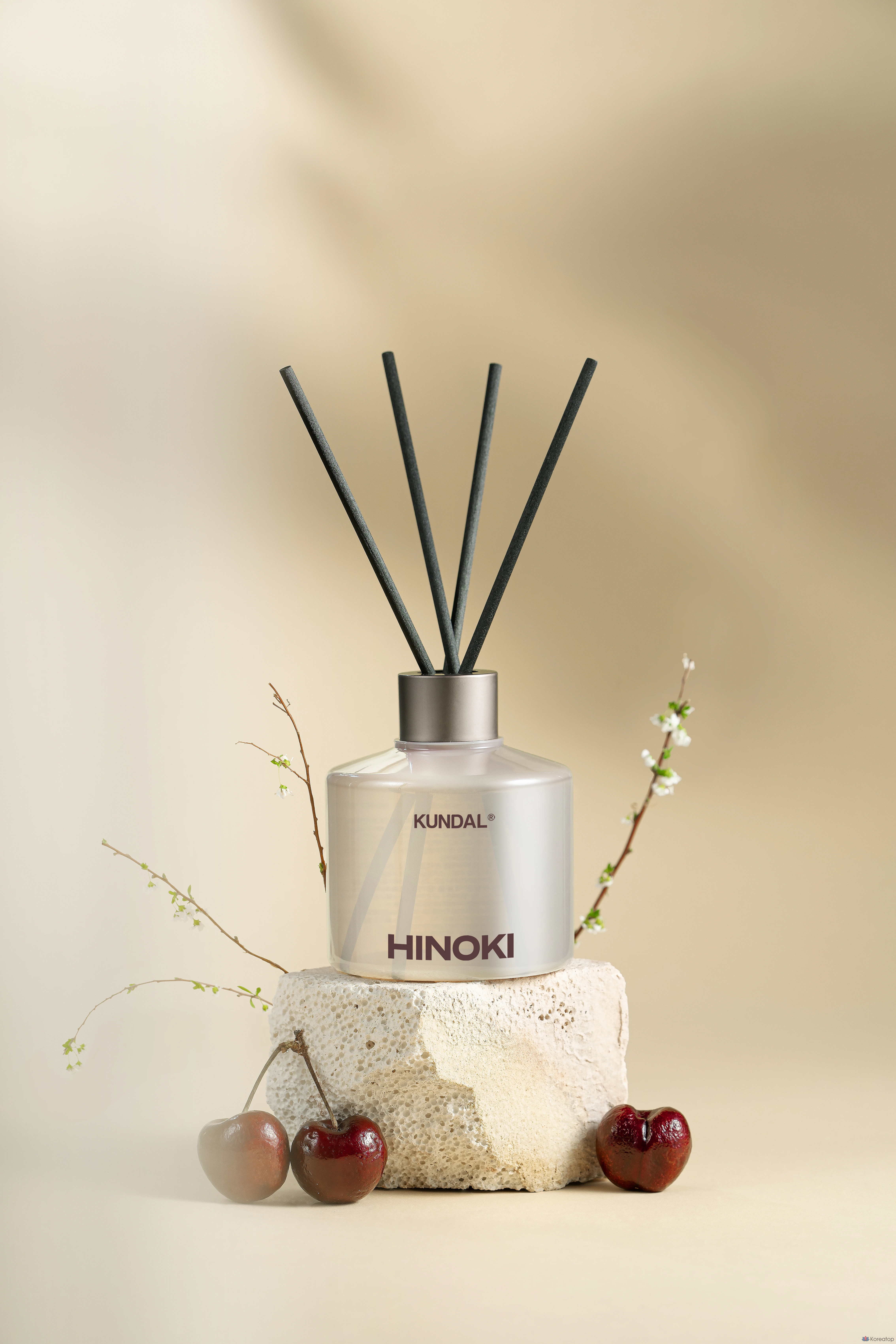Набор для ухода Kundal Perfume Diffuser + Fiber Stick Set, оттенок Hinoki, 200 мл, 1 шт.